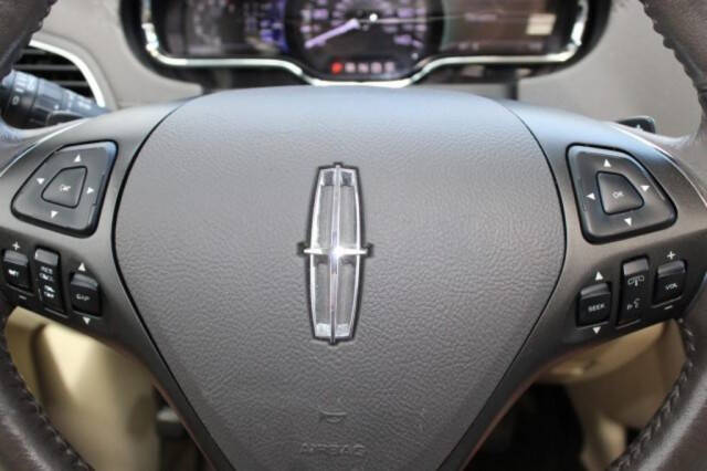 2018 Lincoln MKT Reserve