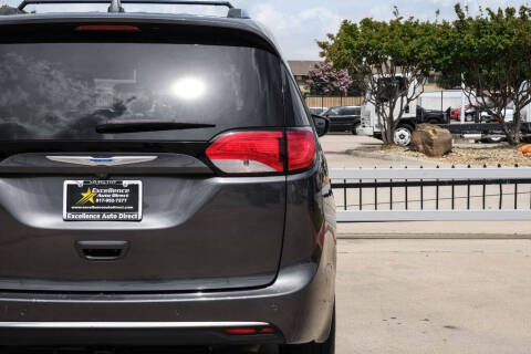 2018 Chrysler Pacifica Touring L Plus