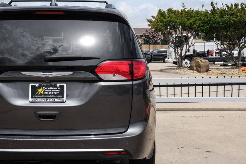 2018 Chrysler Pacifica Touring L Plus