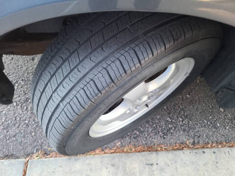 2004 Ford Taurus SES