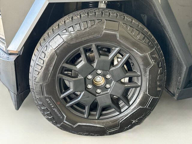 2024 Tesla Cybertruck