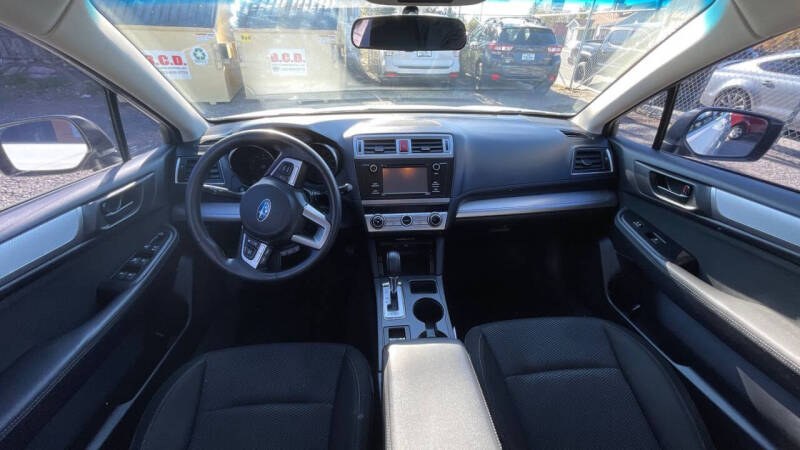 2017 Subaru Outback 2.5i