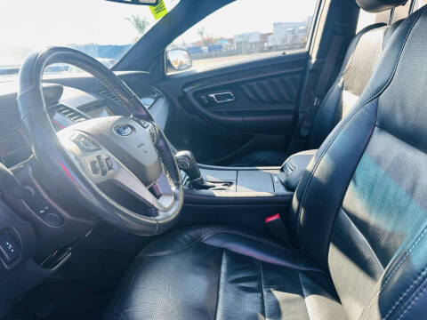 2016 Ford Taurus Limited