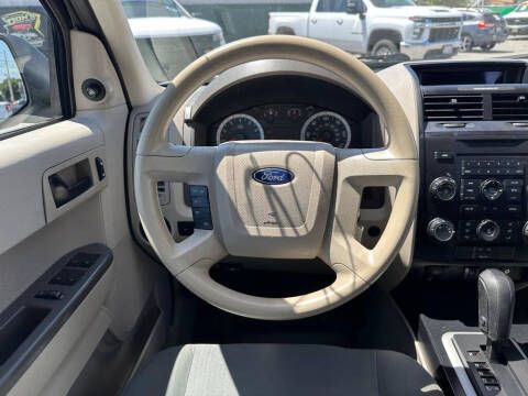 2011 Ford Escape XLS