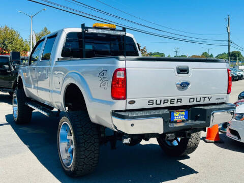 2014 Ford F-350 Super Duty Lariat