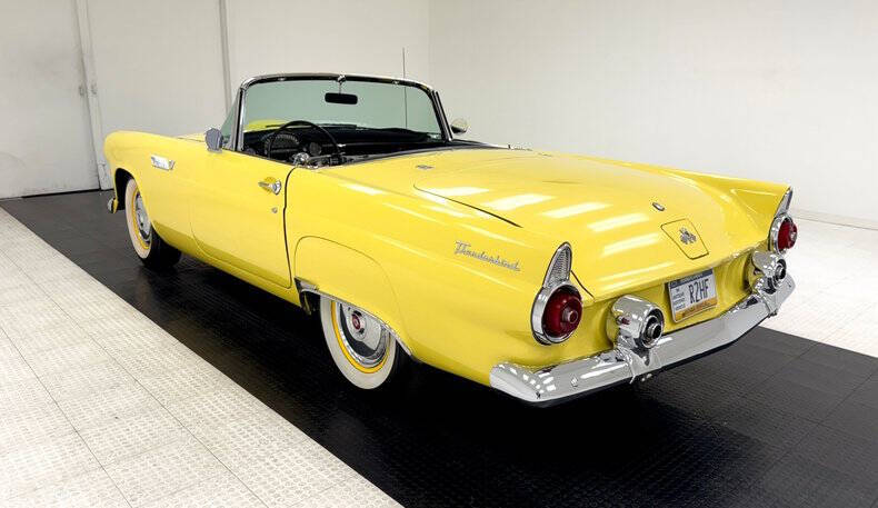 1955 Ford Thunderbird