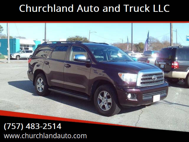 2017 Toyota Sequoia SR5's photo