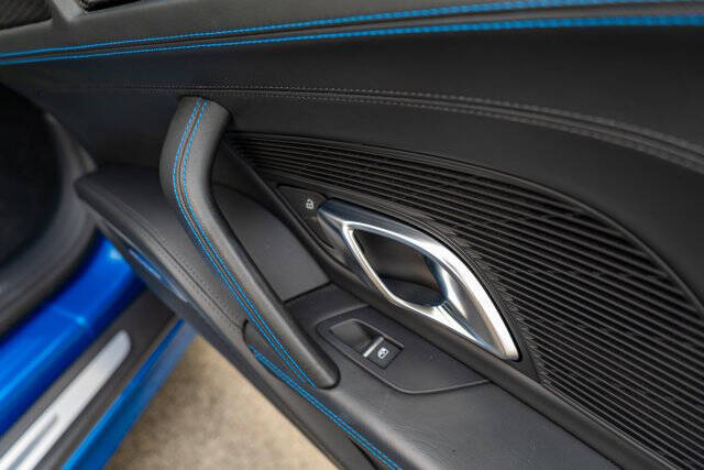 2017 Audi R8 39