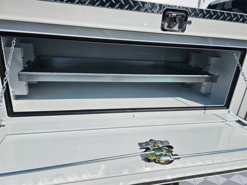 2025 Ford F-350 Super Duty XL