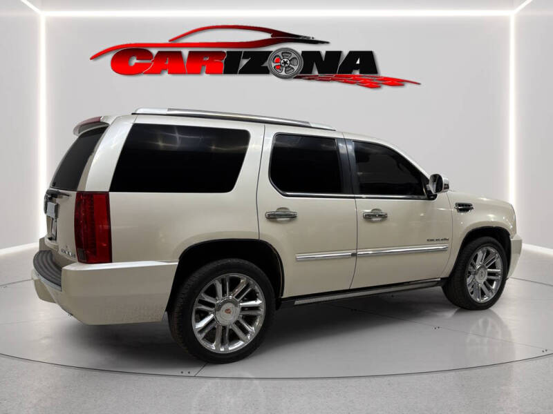 2013 Cadillac Escalade Platinum Edition