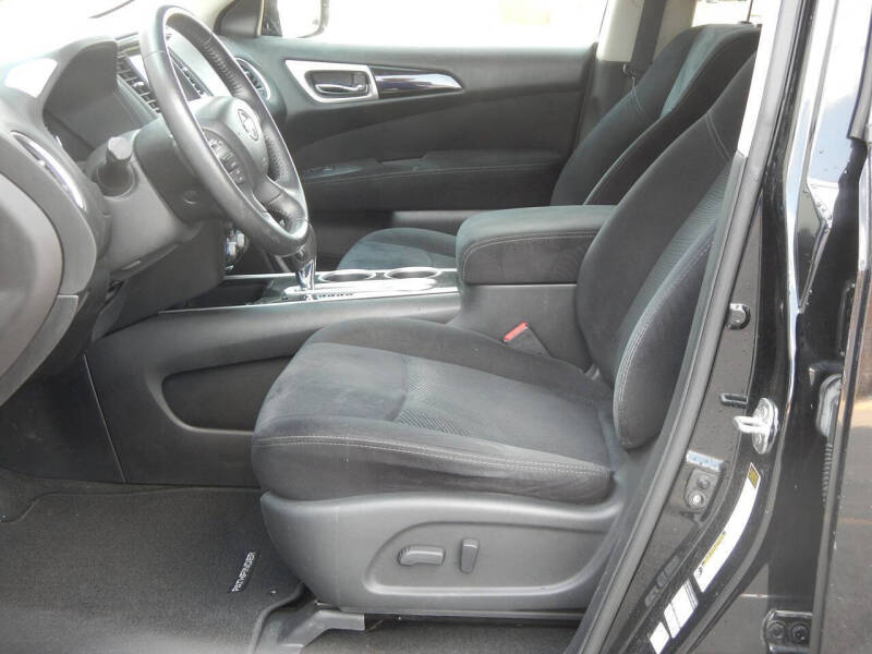 2013 Nissan Pathfinder S