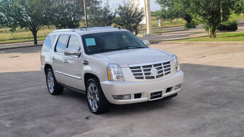 2012 Cadillac Escalade Hybrid for sale at America's Auto Financial in Houston TX