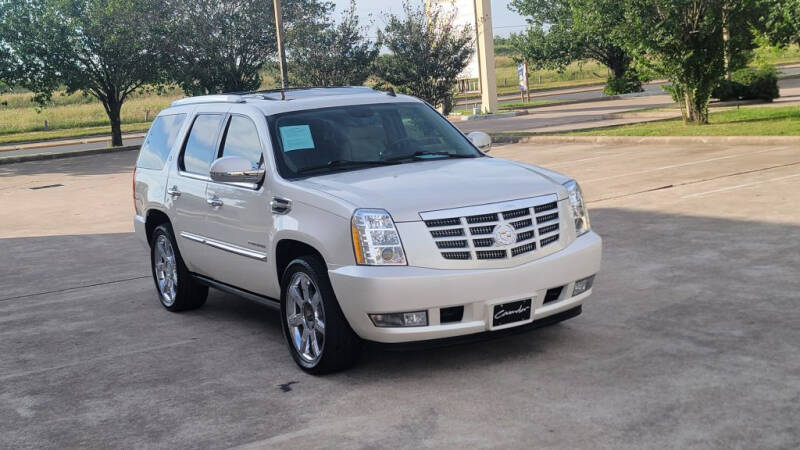 2012 Cadillac Escalade Hybrid for sale at America's Auto Financial in Houston TX