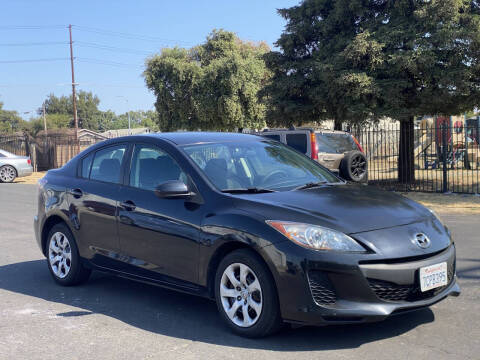 2013 Mazda MAZDA3 i SV