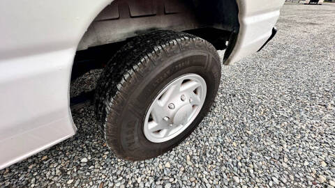 2008 Ford E-Series E-250