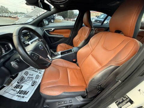 2016 Volvo S60 T5 Drive-E Premier