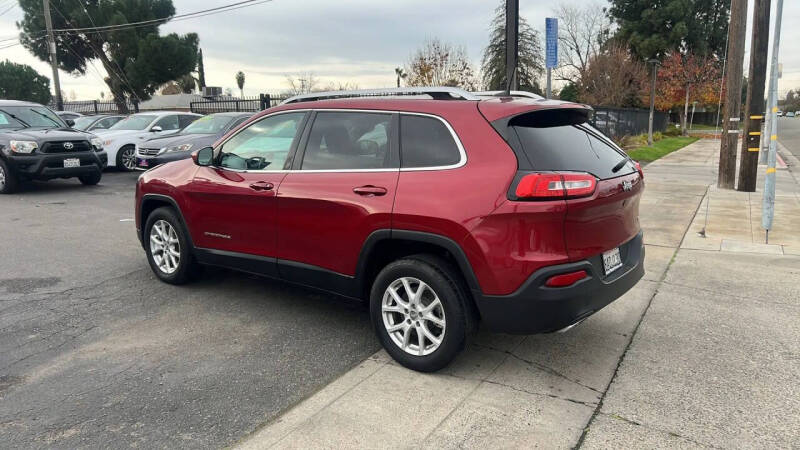 2017 Jeep Cherokee Latitude