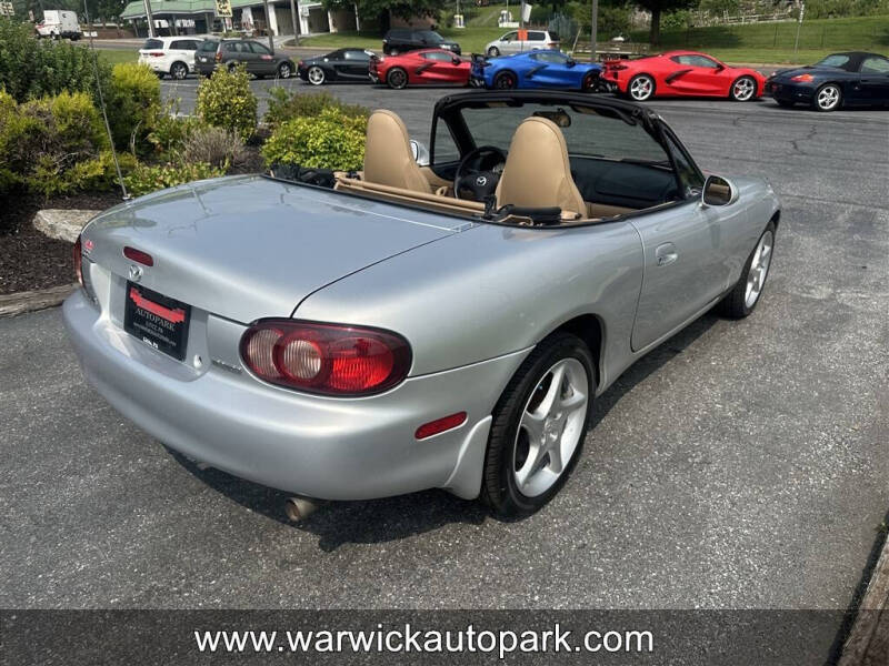 2001 Mazda MX-5 Miata LS