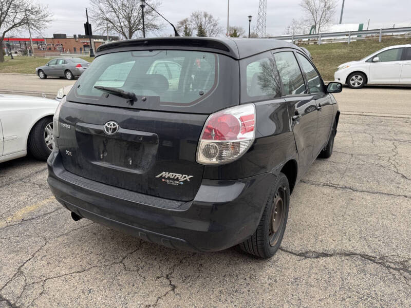 2005 Toyota Matrix XR photo 6