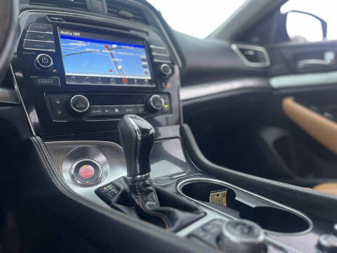 2017 Nissan Maxima 3.5 SR