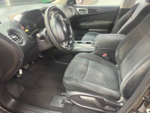 2015 Nissan Pathfinder SV