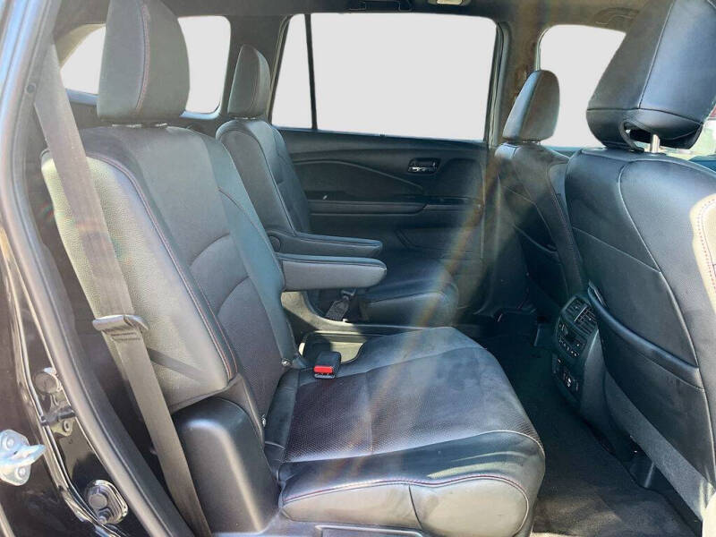2022 Honda Pilot Black Edition
