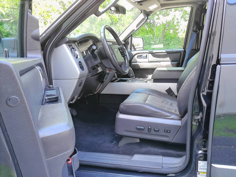 2011 Ford Expedition XLT