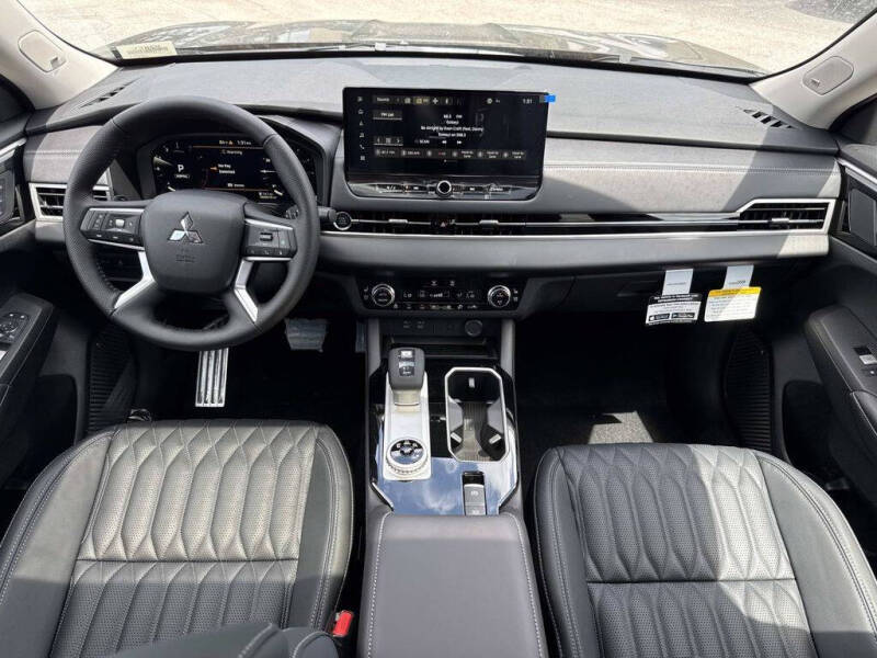 2026 Mitsubishi Outlander SEL