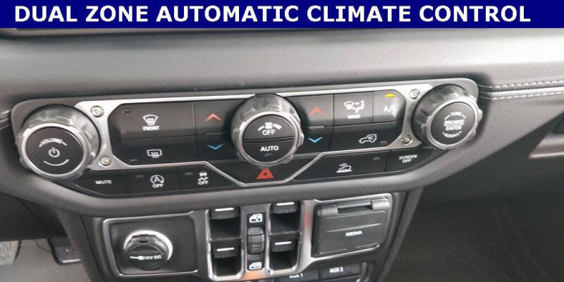 2025 Jeep Gladiator Mojave