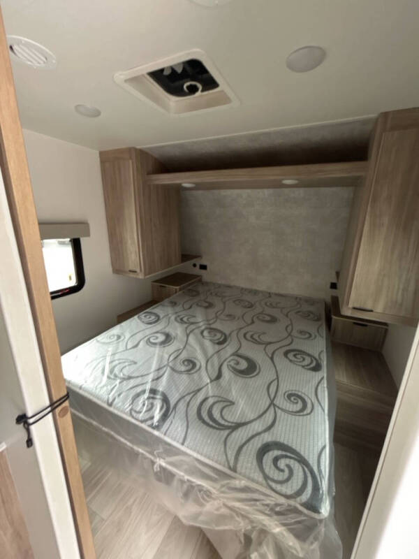 2024 Winnebago 30 BH ACCESS