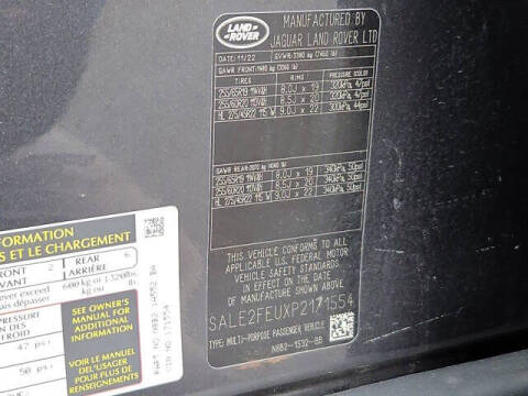 2023 Land Rover Defender 130 X-Dynamic SE