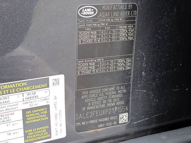 2023 Land Rover Defender 130 X-Dynamic SE