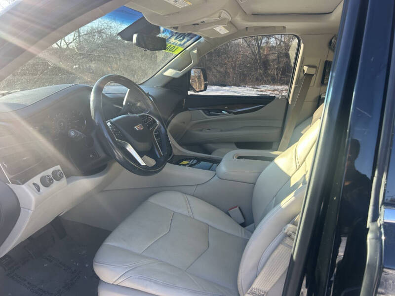 2020 Cadillac Escalade Luxury