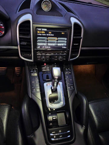 2013 Porsche Cayenne Tiptronic