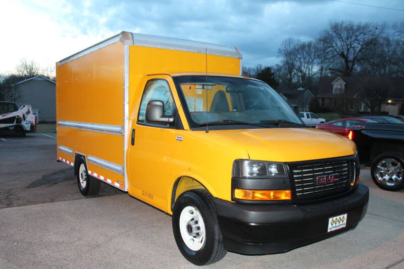 2018 GMC Savana for sale at KEEN AUTOMOTIVE in Clarksville TN