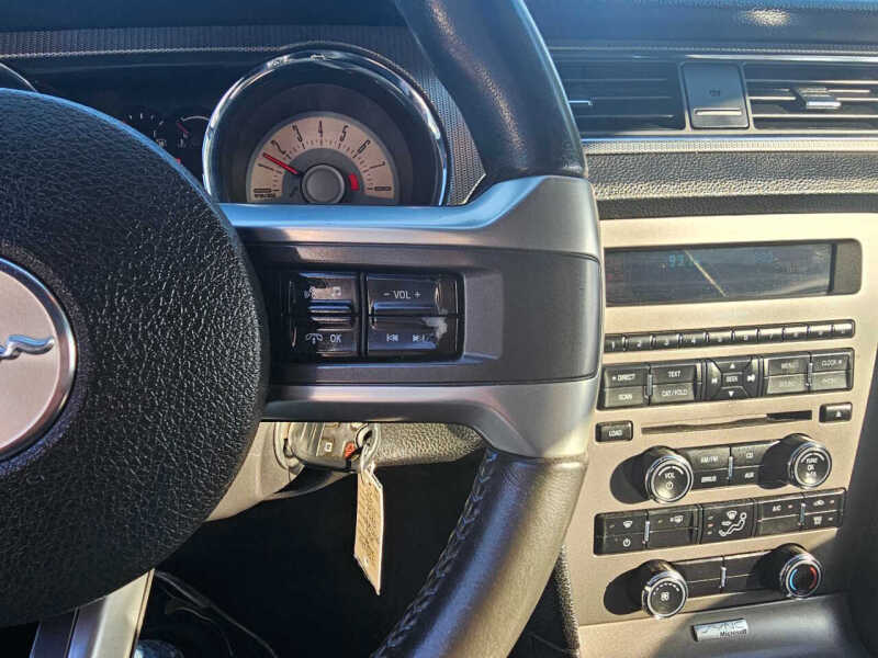 2011 Ford Mustang GT Premium