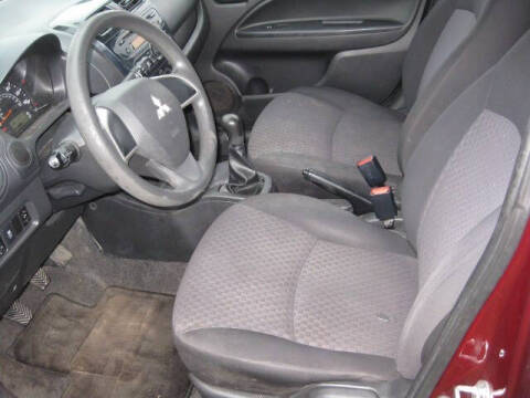2017 Mitsubishi Mirage ES