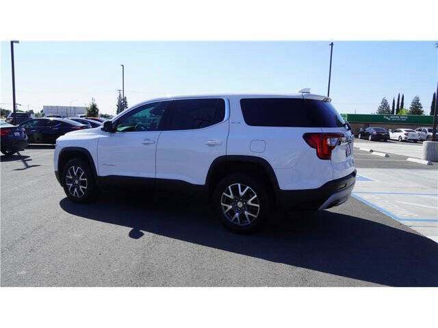 2023 GMC Acadia SLE