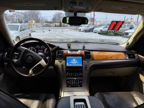 2011 Cadillac Escalade ESV Platinum Edition