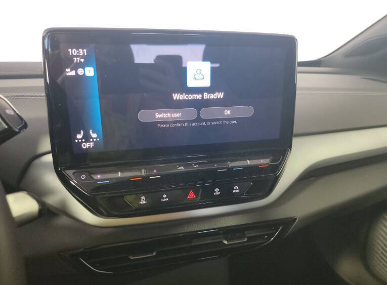 2023 Volkswagen ID.4 Pro