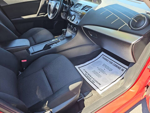 2013 Mazda MAZDA3 i Touring
