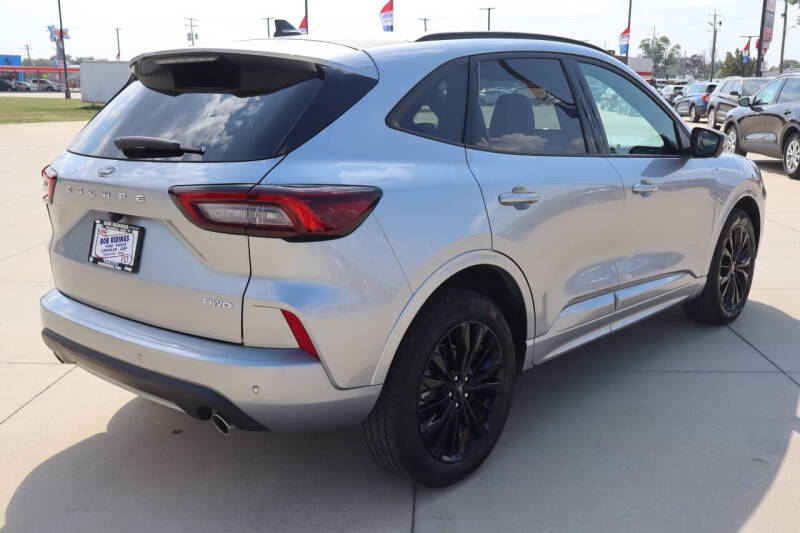 2023 Ford Escape ST-Line Elite