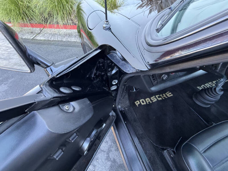 1975 Porsche 911