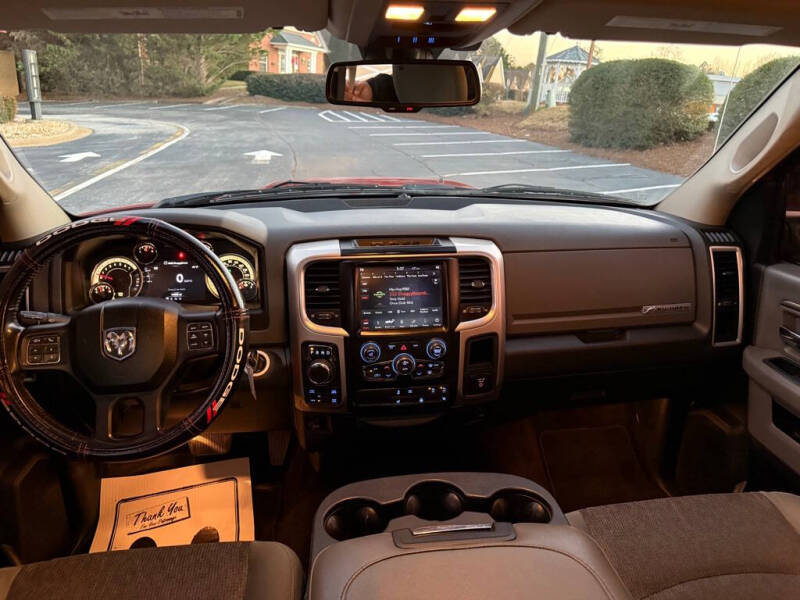 2018 RAM 1500 SLT