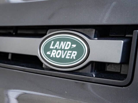 2024 Land Rover Defender 130 P400 Outbound