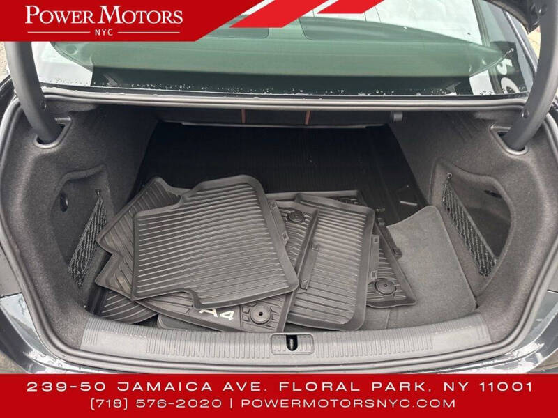 2023 Audi A4 quattro Premium 40 TFSI