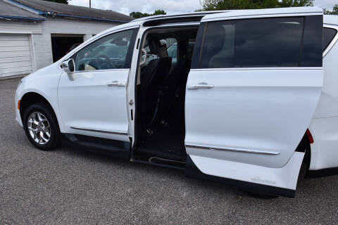 2017 Chrysler Pacifica Limited