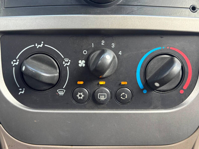 2007 Saturn Ion 3