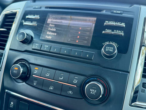 2016 Nissan Titan XD SV