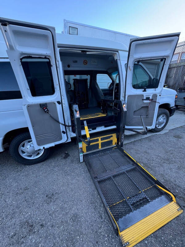 2008 Ford E-Series E-350 SD
